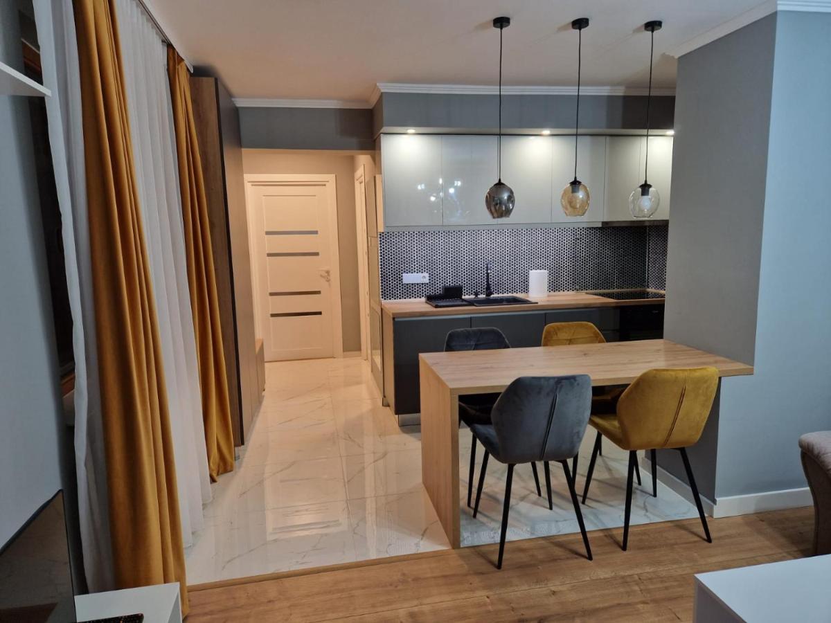Peaceful&Central Apartment With Garden Târgu-Mureş Esterno foto